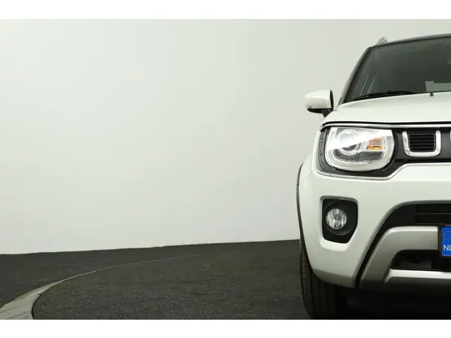 Suzuki Ignis 1.2 Smart Hybrid Style 2021 Benzine 36