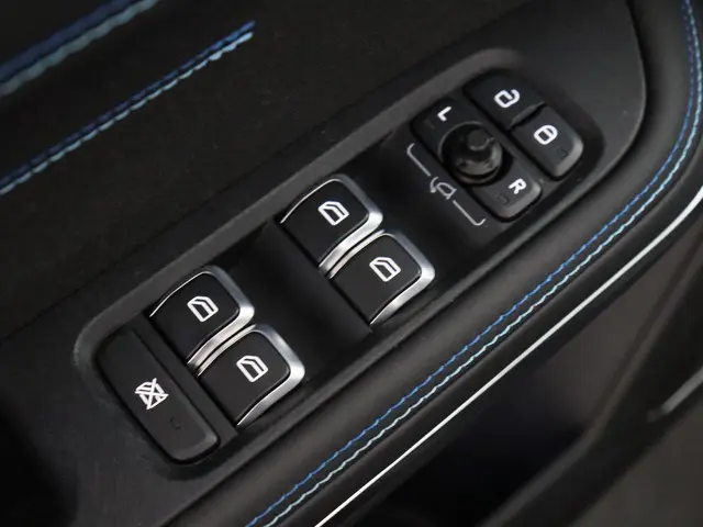 Lynk & Co 01 1.5 2023 Hybride Benzine 7
