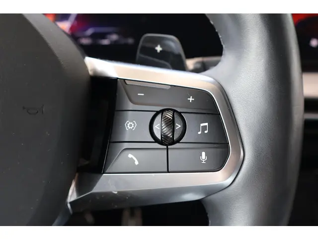 BMW X1 xDrive30e 2024 Hybride Benzine 13