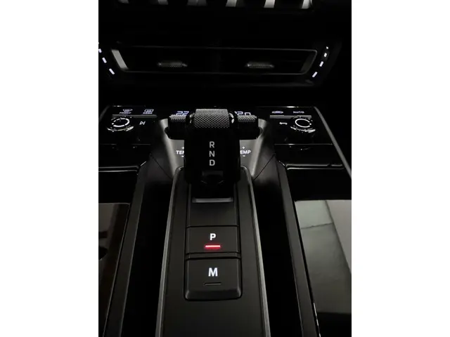 Porsche 911 Cabrio 911 Targa 4 S 2021 Benzine 24