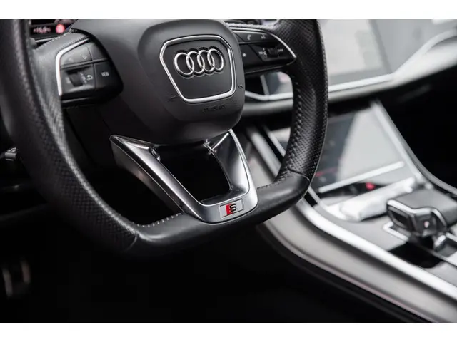 Audi Q7 55 TFSI quattro Pro Line S 7p 2020 Benzine 56