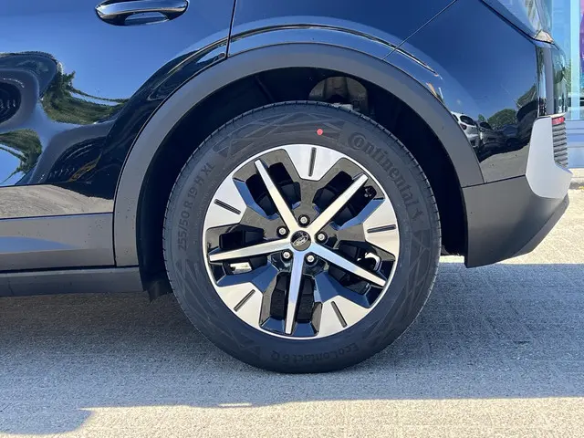 Ford Explorer Extended Range RWD 77 kWh 2025 Elektrisch 6