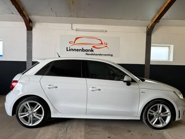 Audi A1 Sportback 2