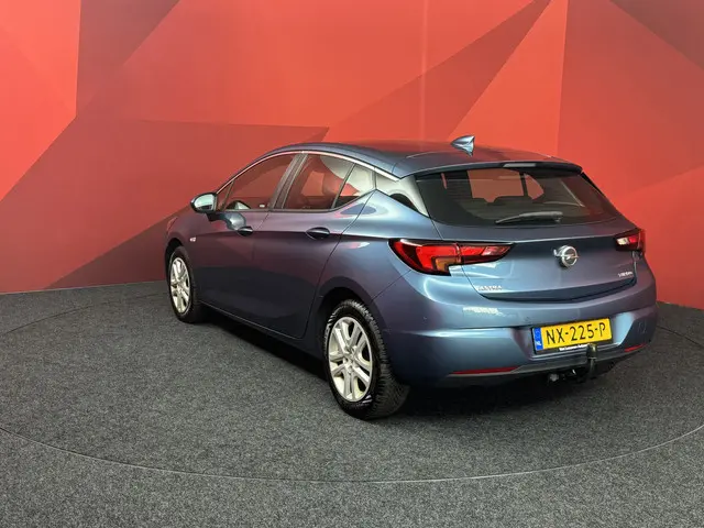 Opel Astra 1.4 Online Edition 2017 Benzine 6