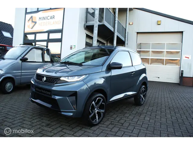Aixam eCrossover Brommobiel SUV 2025 Elektrisch