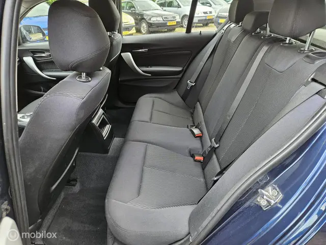 BMW 1 Serie 116i Business 2012 Benzine 10