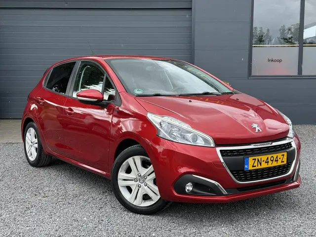 Peugeot 208 1.2 PureTech Signature 2019 Benzine 4