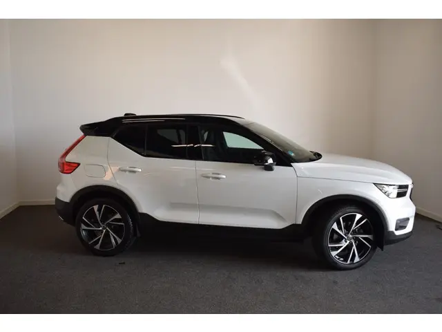 Volvo XC40 2.0 T4 190pk AUT8 R-Design 2018 Benzine 16