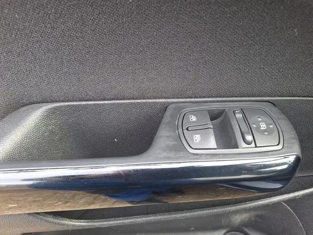 Opel Corsa 1.4-16V BlitZ 2014 Benzine 19