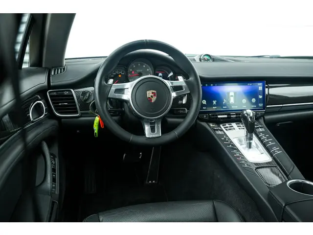 Porsche Panamera 3.0 S Hybrid 2012 Benzine 4