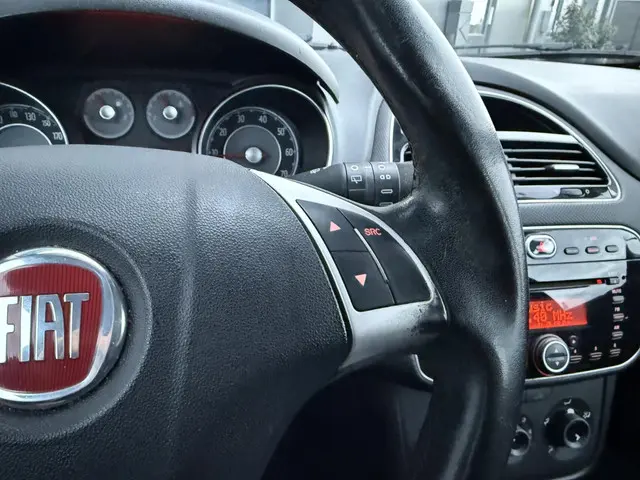 Fiat Punto Evo 0.9 TwinAir Lounge 2013 Benzine 12