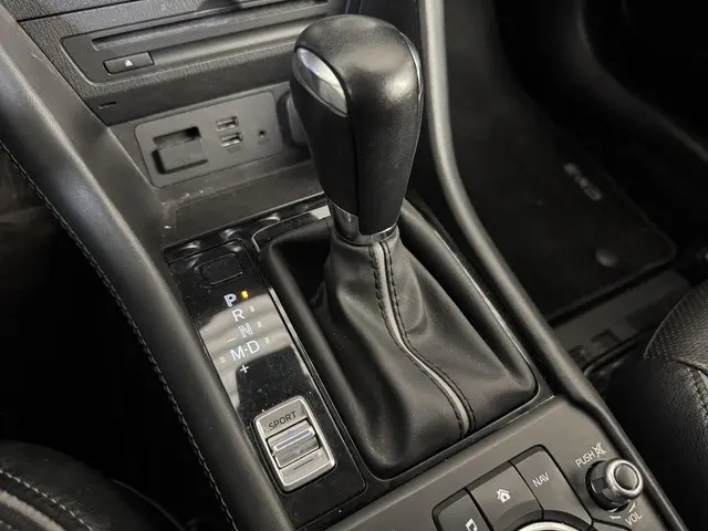 Mazda CX-3 2.0 SkyActiv-G 120 GT-M 2018 Benzine 27