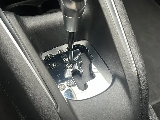 Peugeot 208 PureTech 110 Allure Automaat 2018 Benzine 19