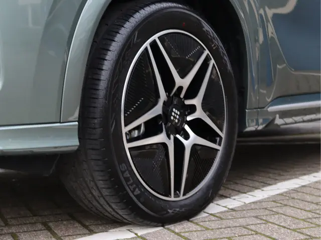 DFSK E5 PHEV 1.5 2025 Hybride Benzine 9