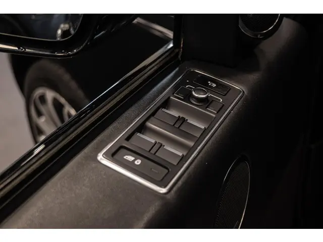 Land Rover Range Rover 4.4 SDV8 Autobiography 2013 Diesel 6