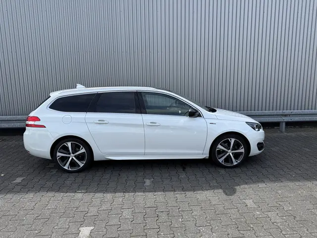 Peugeot 308 SW 1.2 PureTech GT-line 2015 Benzine 10