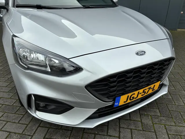 Ford Focus Wagon HELAAS VERKOCHT!!! 2019 Benzine 46