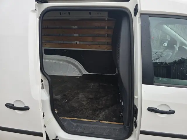 Volkswagen Caddy 1.6 TDI Comfortline 2014 Diesel 6