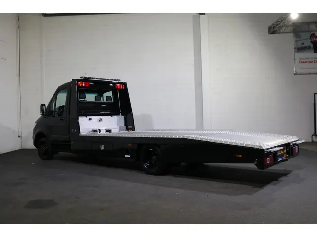 Mercedes-Benz Sprinter 519 CDI Oprijwagen 2023 Diesel 7