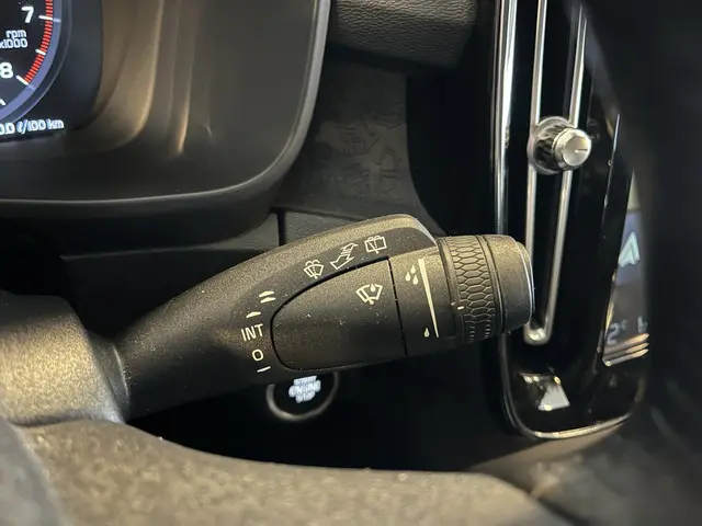 Volvo XC40 T4 Momentum 2018 Benzine 28