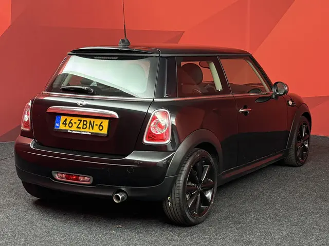 MINI One Mini 1.6 Business Line 2012 Benzine 2