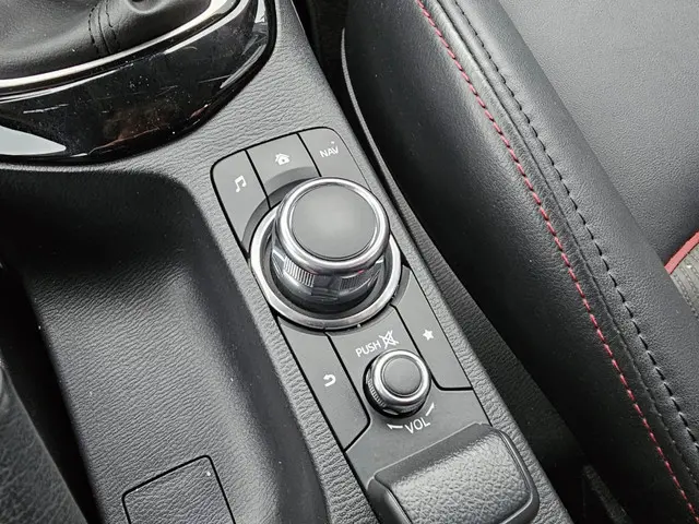 Mazda CX-3 2.0 SkyActiv-G 120 GT-M 2016 Benzine 13