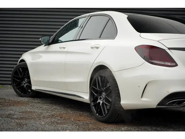 Mercedes-Benz C-Klasse AMG 43 4MATIC 2016 Benzine 20