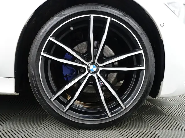 BMW 3 Serie 320i xDrive M Sport Edition- 2019 Benzine 28