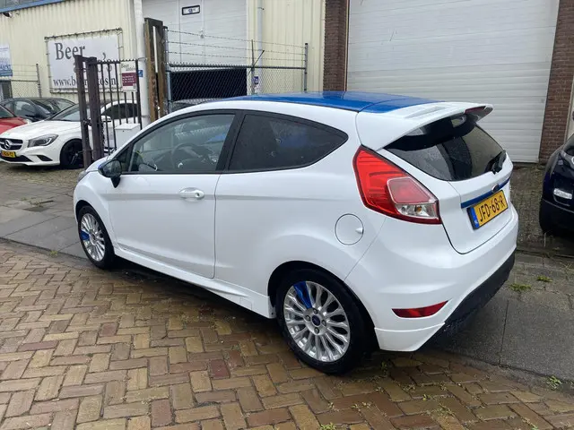 Ford Fiesta 1.25 2016 Benzine 4