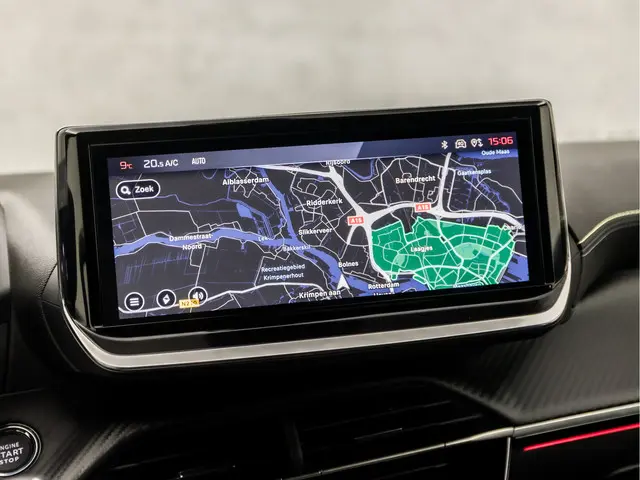 Peugeot 208 1.2 PureTech Allure Pack Sport 2023 Benzine 23