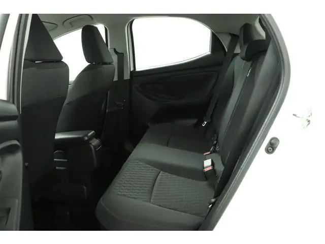 Toyota Yaris 1.5 Hybrid Dynamic 2022 Hybride Benzine 17