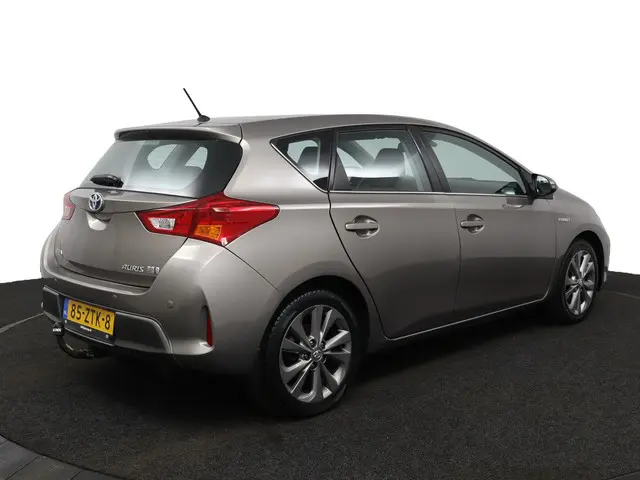 Toyota Auris 2