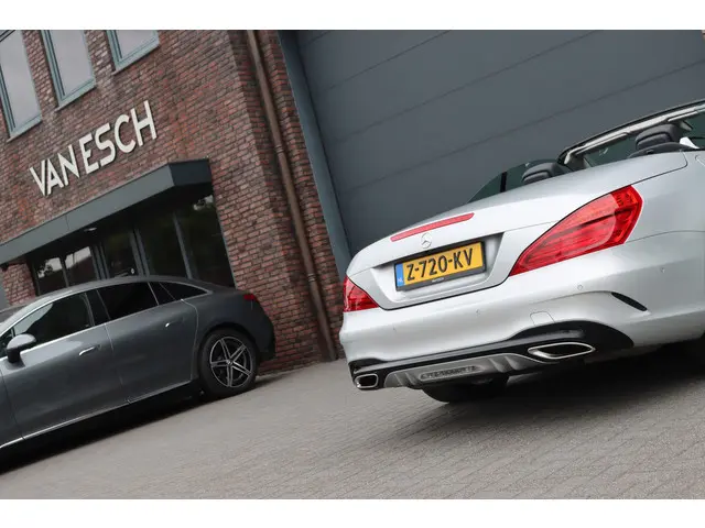 Mercedes-Benz SL 400 AMG Line Aut9 | 2017 Benzine 23