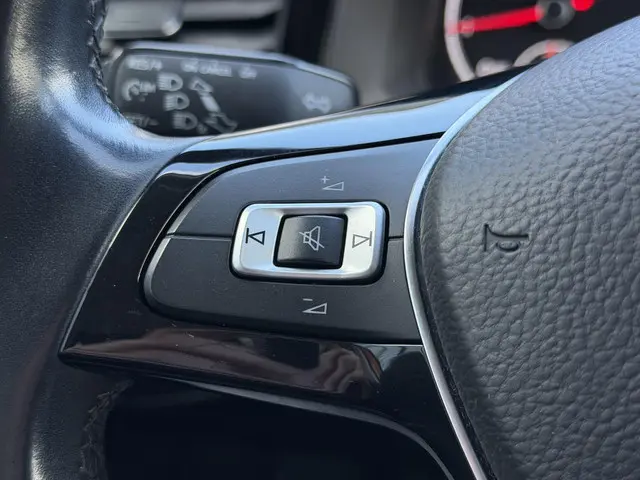 Volkswagen Polo 1.0 TSI Beats 2019 Benzine 18