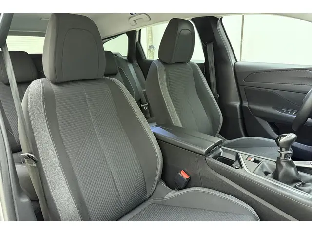 Peugeot 308 SW 1.2T Active Pack Business 2022 Benzine 10