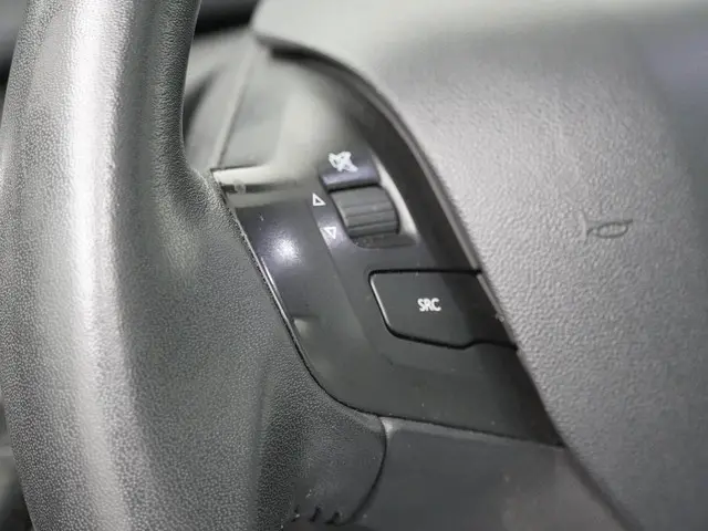 Peugeot 2008 1.2 PureTech Active 2016 Benzine 13