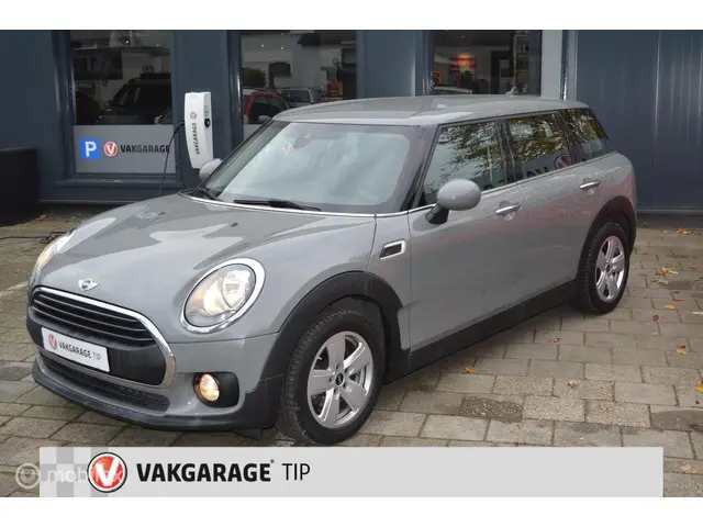 MINI Clubman 1.5 One Business 2017 Benzine 3