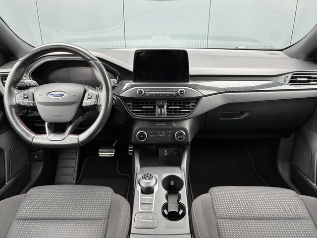 Ford Focus Wagon HELAAS VERKOCHT!!! 2019 Benzine 10