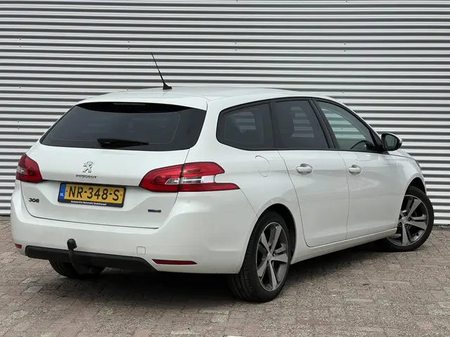Peugeot 308 2