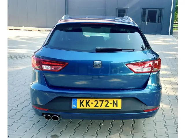 SEAT Leon ST FR Camera PDC Navi 18” 3mnd gar 2016 Benzine 6