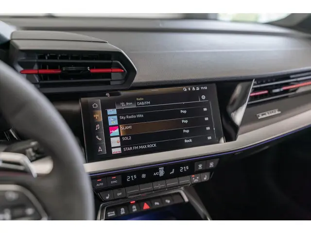 Audi RS3 2.5 TFSI quattro HUD Pano B&O PPF 2022 Benzine 41