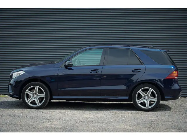Mercedes-Benz GLE 500 e 4MATIC 2016 Hybride Benzine 3