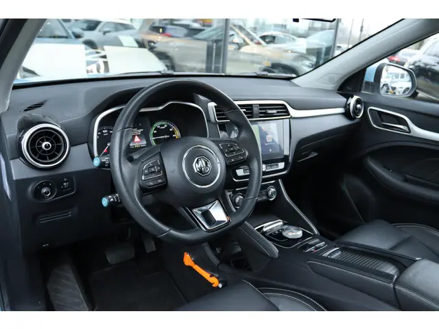 MG ZS EV MG LUXURY 45KWH 2021 Elektrisch 3