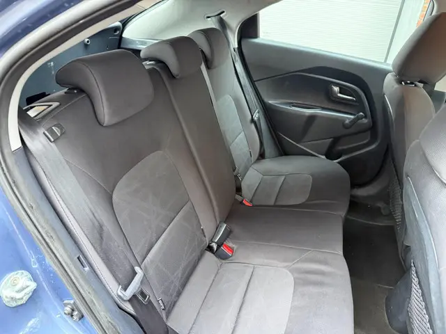 Kia Rio 1.2 CVVT ComfortLine|AIRCO|NIEUWE APK 2016 Benzine 9