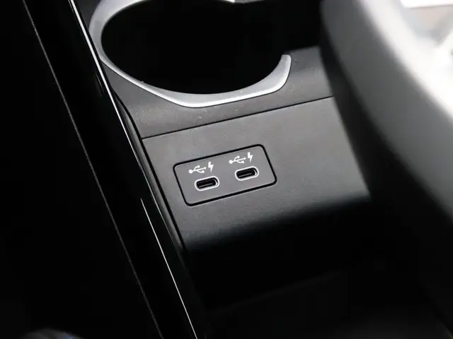 BMW X1 xDrive30e 2023 Hybride Benzine 20