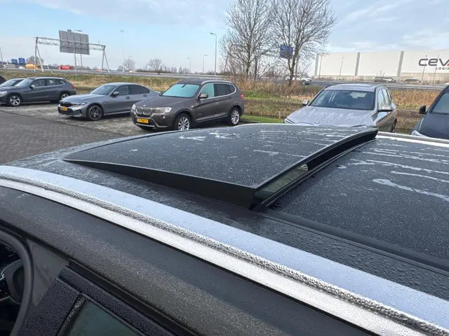 Volvo V60 Cross Country 2.0 T5 AWD Pro 2019 Benzine 10