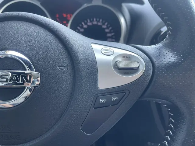 Nissan Juke 1.2 DIG-T S/S Tekna 2015 Benzine 16