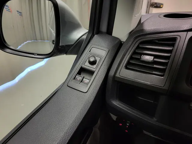 Volkswagen Transporter 2.0TDI L2/H1 Euro 6! 2020 Diesel 11