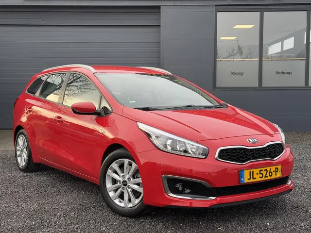 Kia cee'd 1.0 T-GDi First Edition 2016 Benzine 4