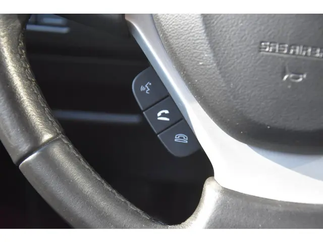 Suzuki Vitara 1.6 Rhino 2017 Benzine 12